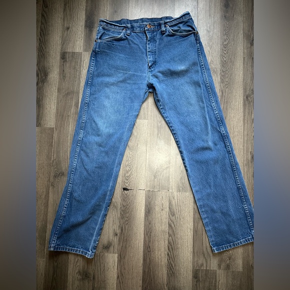 Wrangler Men's Straight Blue Jeans - Picture 1 of 5